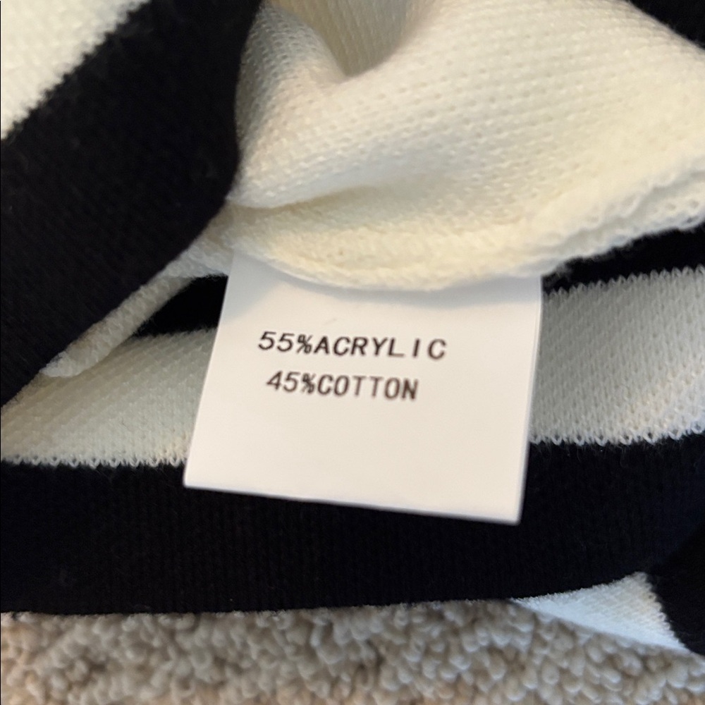 Queen of Sparkles “Carolina Gamecocks” striped short sleeve sweater top - Picture 7 of 8